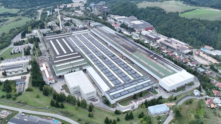 Na strechách hál vznikne najväčšia fotovoltická priemyselná elektráreň na Slovensku